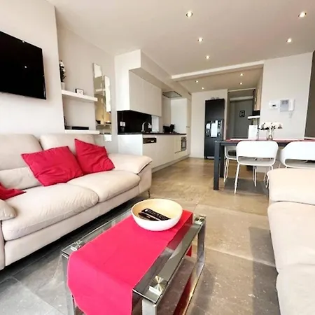 Appartement In With Stunning Sea Views